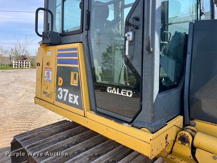 image for item LD9502 2006 Komatsu  D37PX-21A dozer