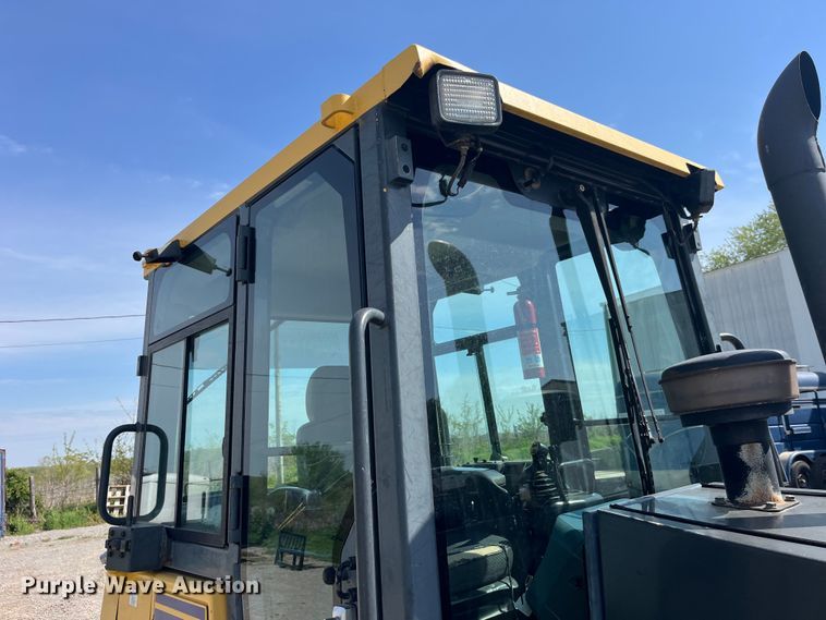 image for item LD9502 2006 Komatsu  D37PX-21A dozer