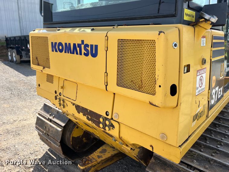 image for item LD9502 2006 Komatsu  D37PX-21A dozer
