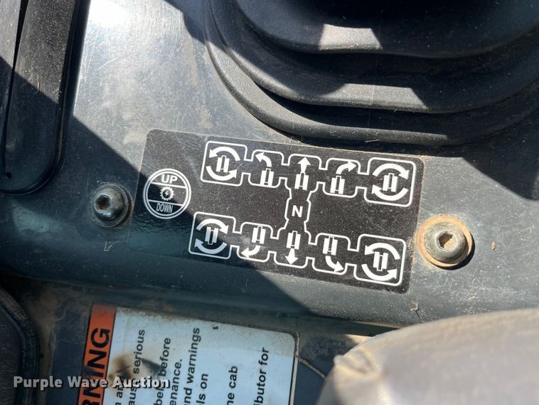 image for item LD9502 2006 Komatsu  D37PX-21A dozer