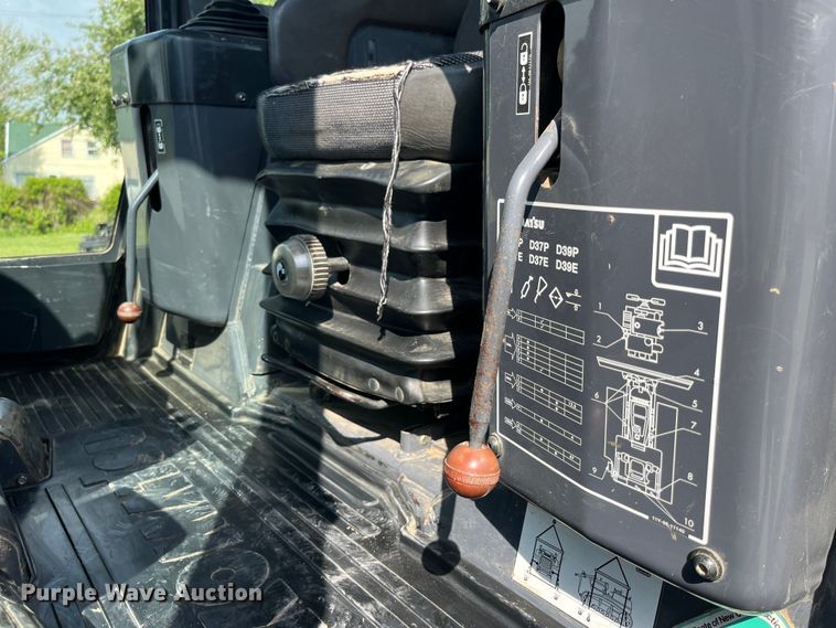 image for item LD9502 2006 Komatsu  D37PX-21A dozer