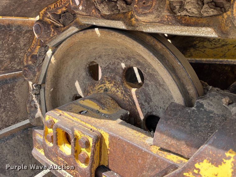 image for item LD9502 2006 Komatsu  D37PX-21A dozer