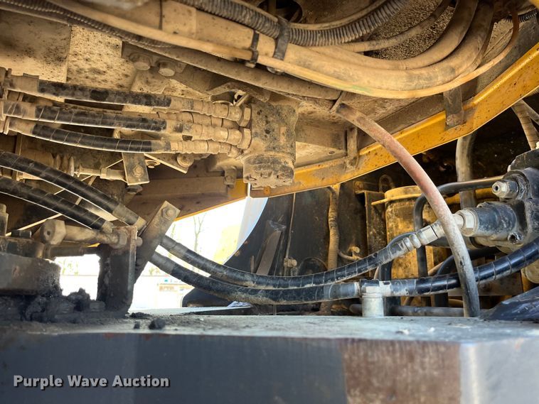 image for item LD9503 2014 Komatsu  WA470-7 wheel loader