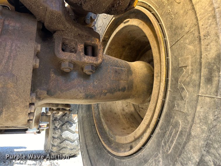 image for item LD9503 2014 Komatsu  WA470-7 wheel loader