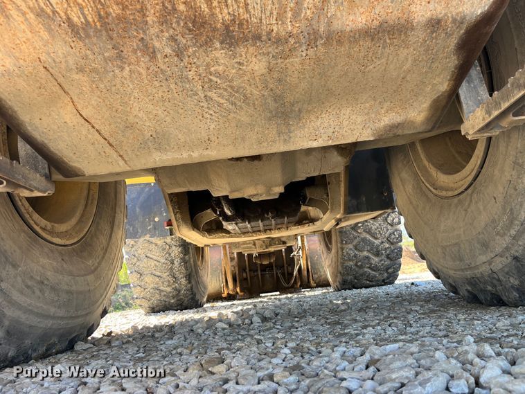 image for item LD9503 2014 Komatsu  WA470-7 wheel loader