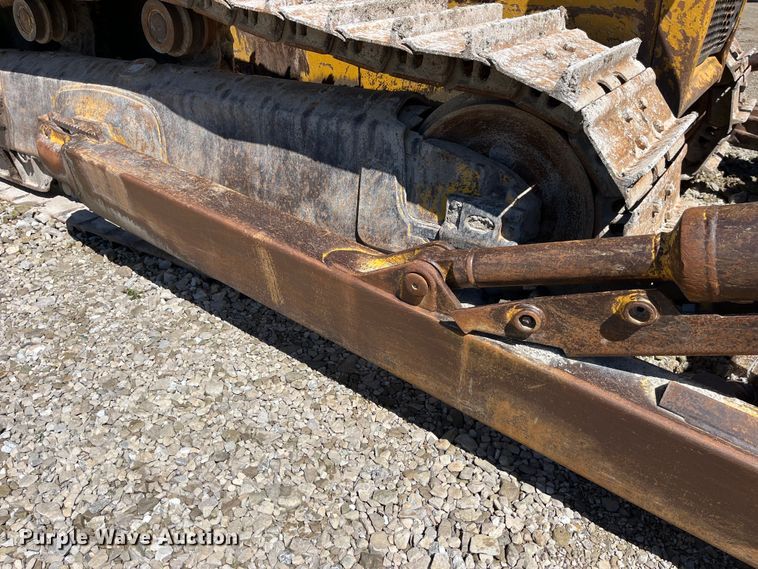 image for item LD9504 1996 Komatsu  D65EX-12 dozer