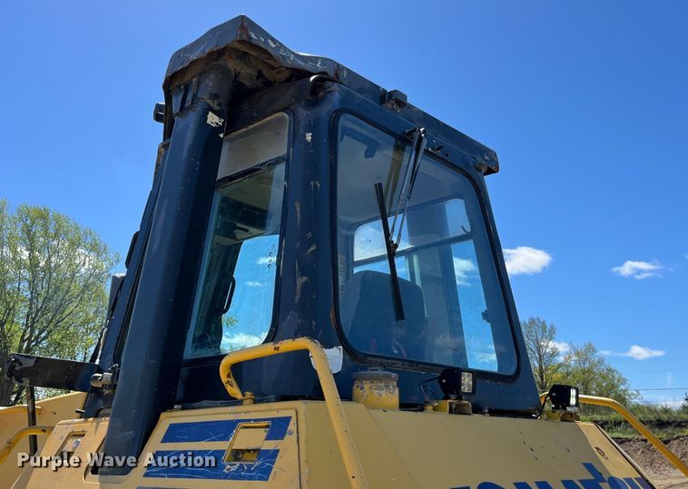 image for item LD9504 1996 Komatsu  D65EX-12 dozer