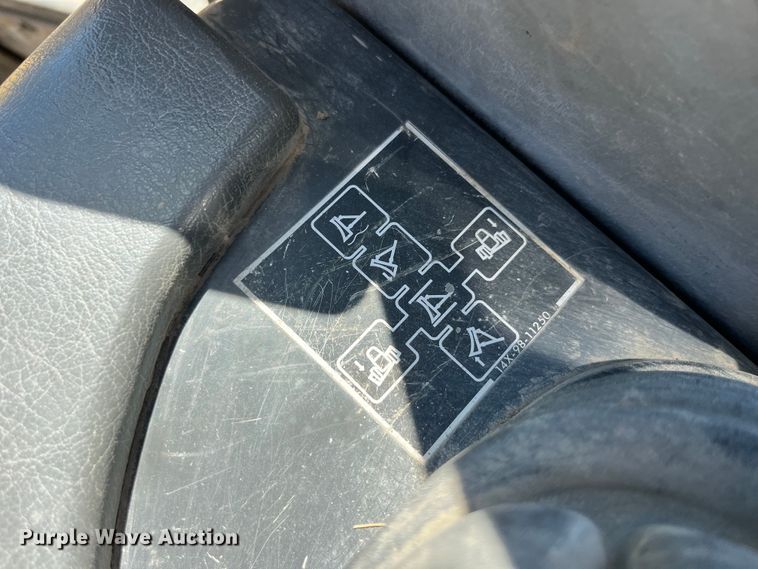 image for item LD9504 1996 Komatsu  D65EX-12 dozer