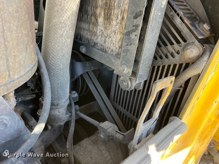 image for item LD9504 1996 Komatsu  D65EX-12 dozer