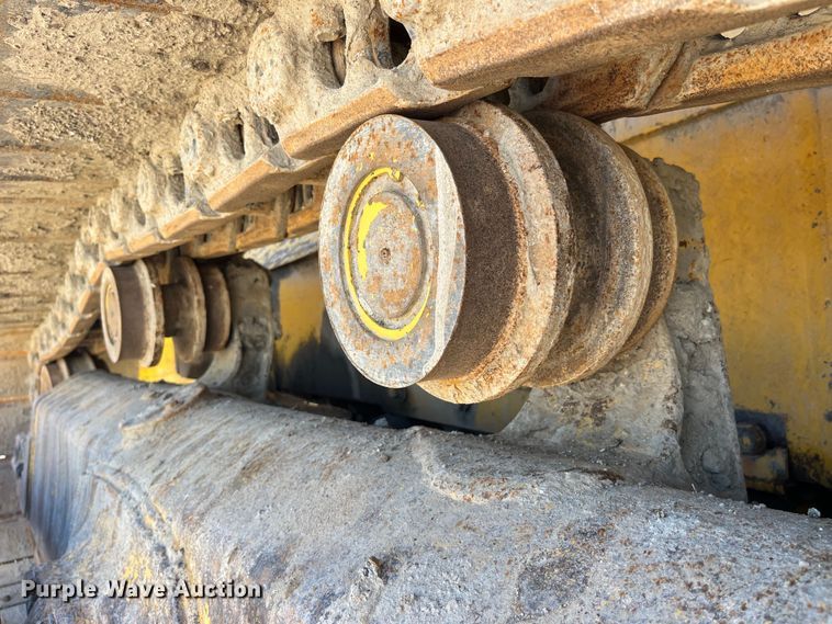image for item LD9504 1996 Komatsu  D65EX-12 dozer