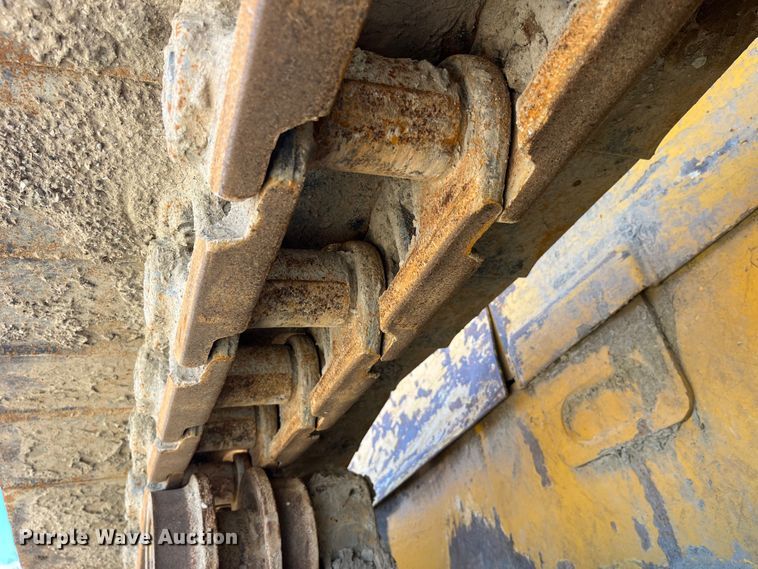 image for item LD9504 1996 Komatsu  D65EX-12 dozer