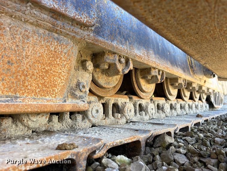 image for item LD9504 1996 Komatsu  D65EX-12 dozer