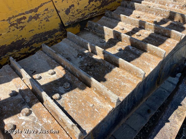 image for item LD9504 1996 Komatsu  D65EX-12 dozer