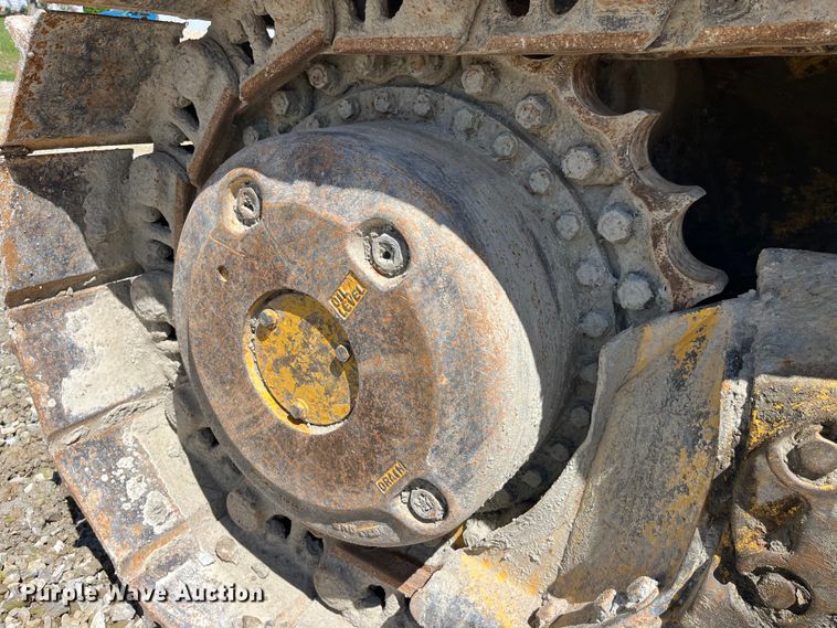 image for item LD9504 1996 Komatsu  D65EX-12 dozer