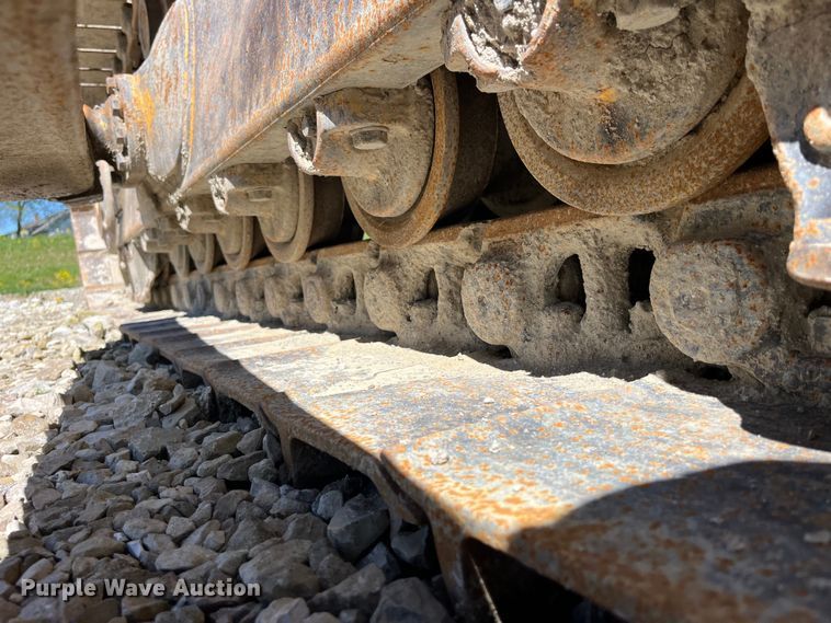 image for item LD9504 1996 Komatsu  D65EX-12 dozer