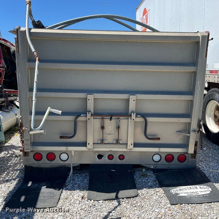 image for item LD9510 Dump truck bed