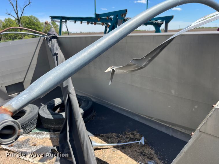 image for item LD9510 Dump truck bed