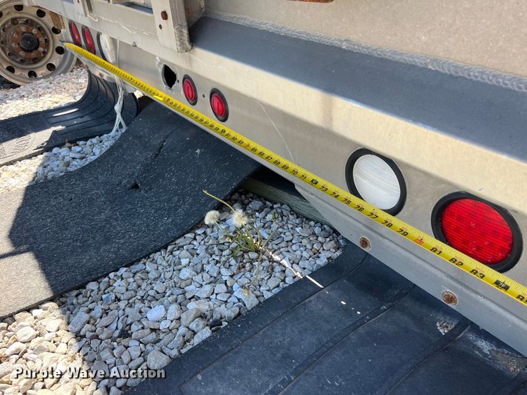 image for item LD9510 Dump truck bed