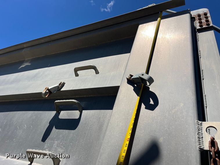 image for item LD9510 Dump truck bed