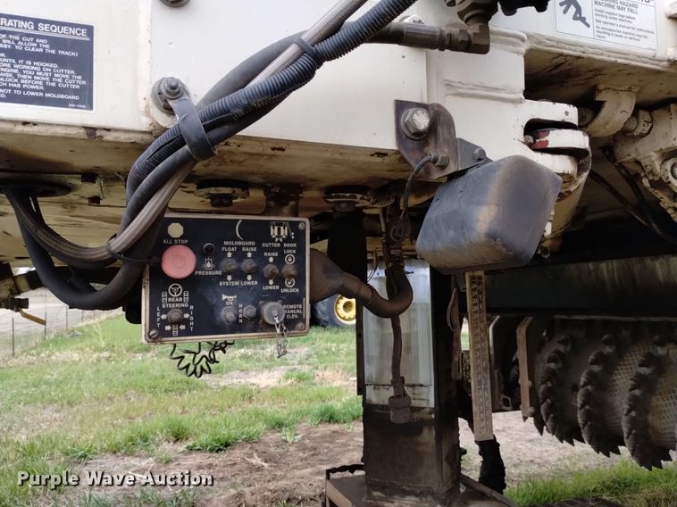 image for item LO9002 2013 CMI PR-860 cold planer