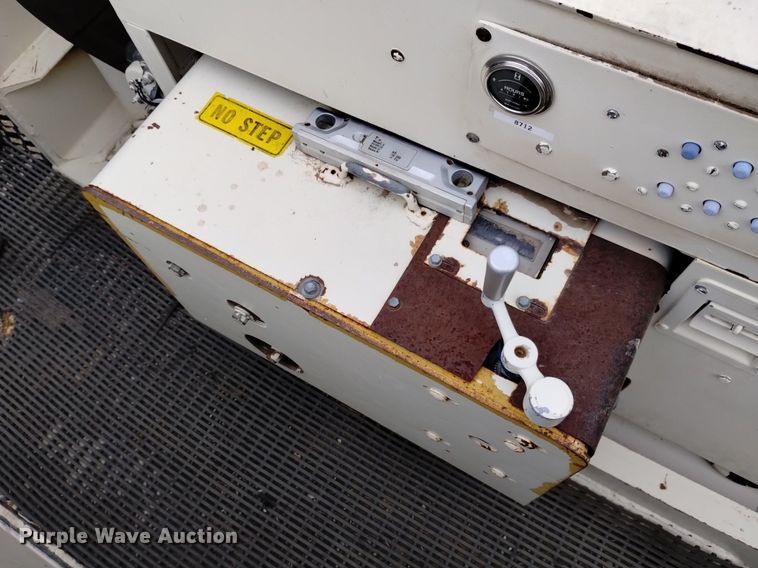 image for item LO9002 2013 CMI PR-860 cold planer