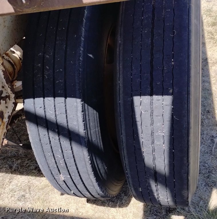 image for item LO9025 2015 Manac 4B240A200 bottom dump trailer