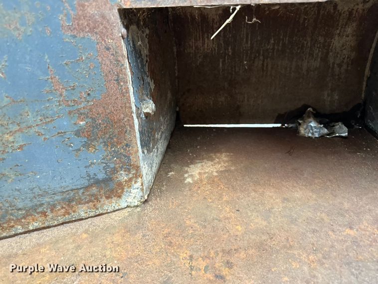 image for item LR9303 Loegering  Mud Bucket  skid steer concrete placer 