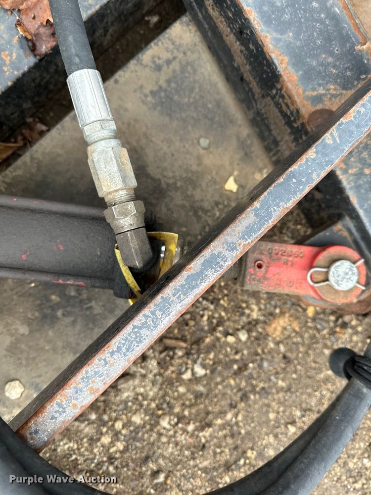 image for item LR9304 Skid steer nursery jaw