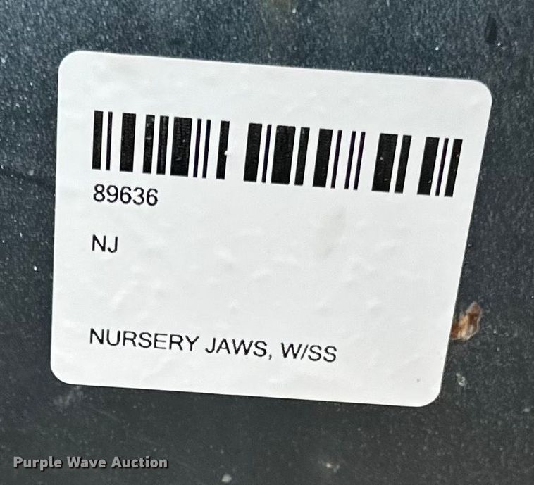 image for item LR9304 Skid steer nursery jaw