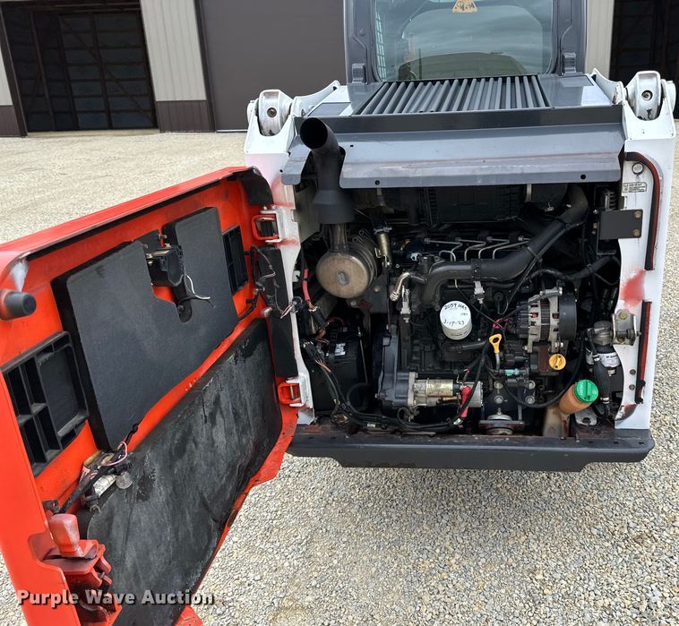 image for item LR9311 2017 Bobcat T450 skid steer loader