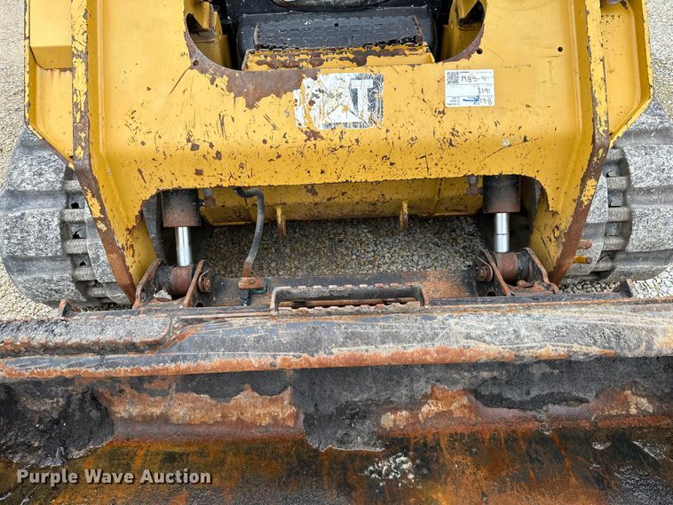 image for item LR9312 2015 Caterpillar 279D skid steer loader