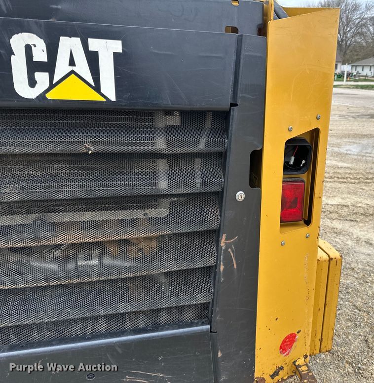 image for item LR9312 2015 Caterpillar 279D skid steer loader