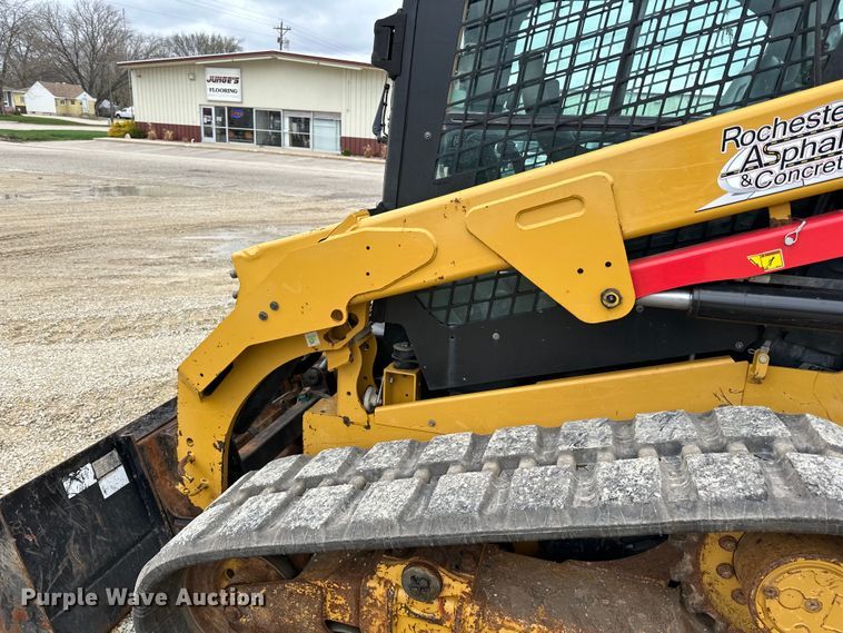 image for item LR9312 2015 Caterpillar 279D skid steer loader