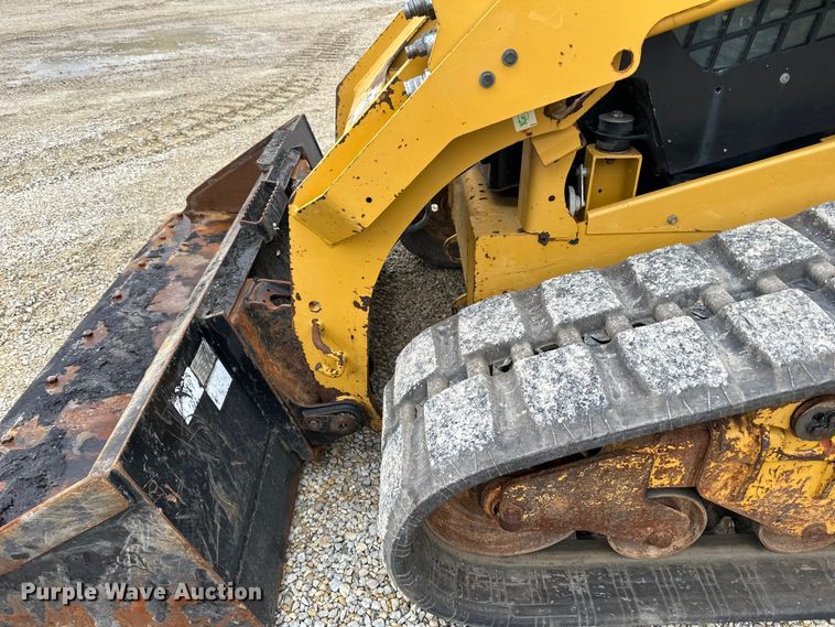 image for item LR9312 2015 Caterpillar 279D skid steer loader