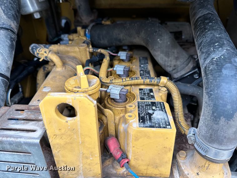 image for item LR9312 2015 Caterpillar 279D skid steer loader