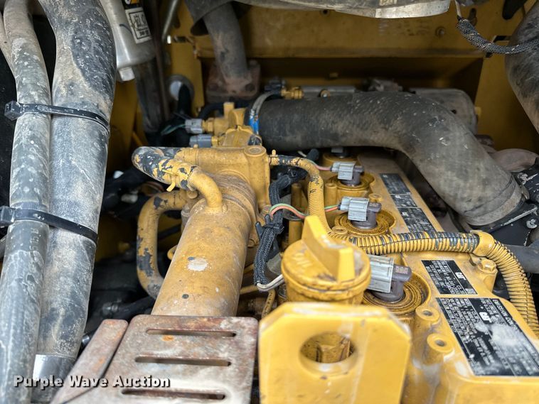 image for item LR9312 2015 Caterpillar 279D skid steer loader
