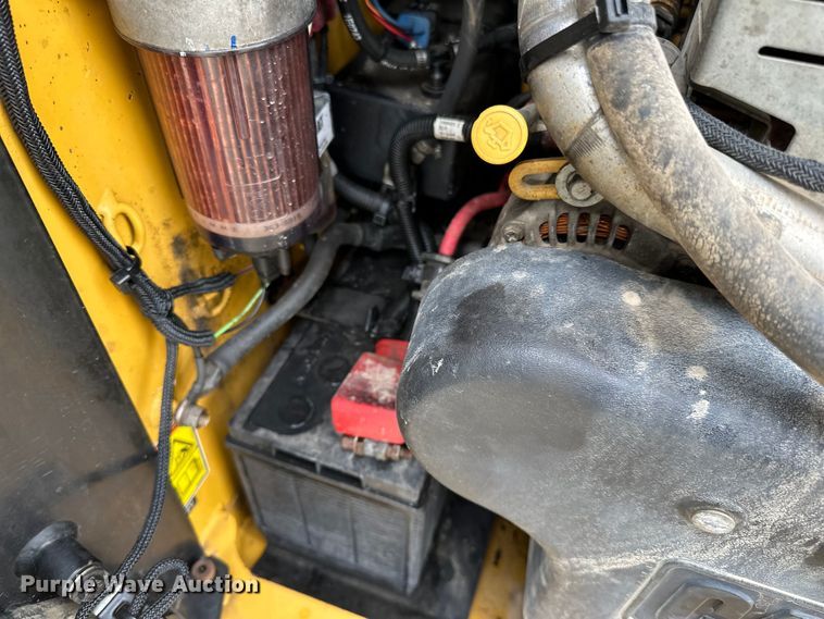 image for item LR9312 2015 Caterpillar 279D skid steer loader