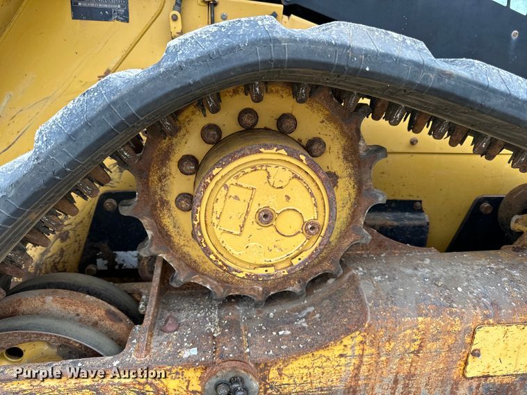 image for item LR9312 2015 Caterpillar 279D skid steer loader