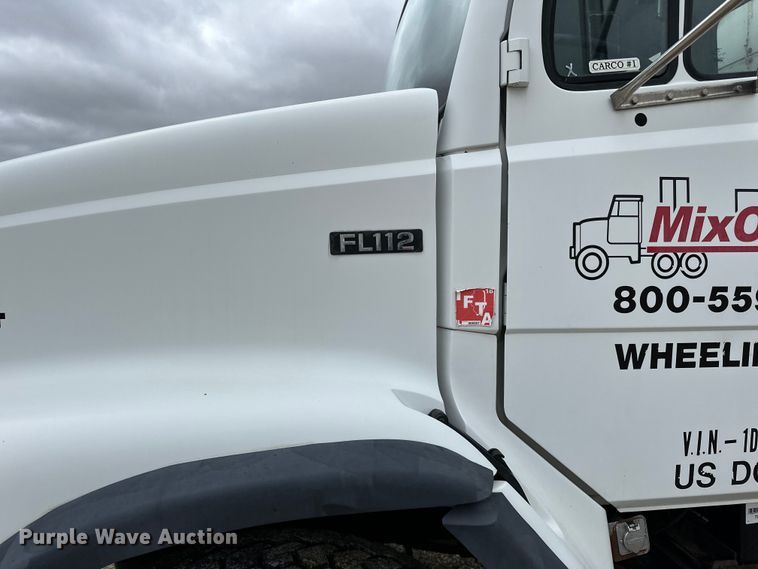 image for item LR9313 2001 Freightliner FL112 volumetric concrete mixer truck