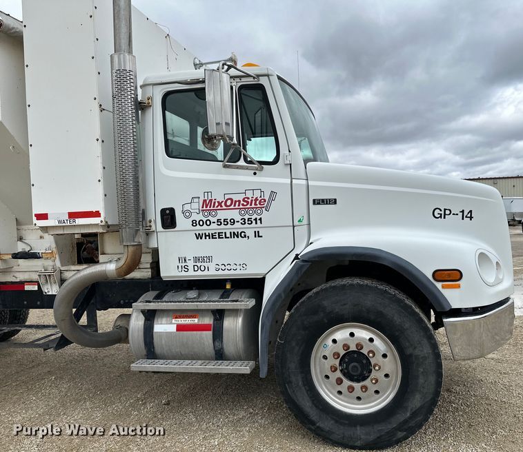 image for item LR9313 2001 Freightliner FL112 volumetric concrete mixer truck