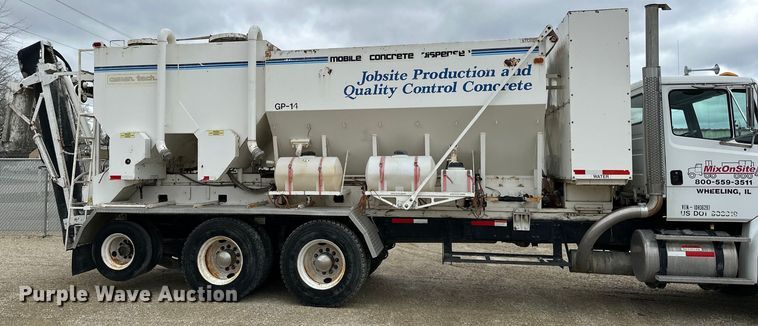 image for item LR9313 2001 Freightliner FL112 volumetric concrete mixer truck