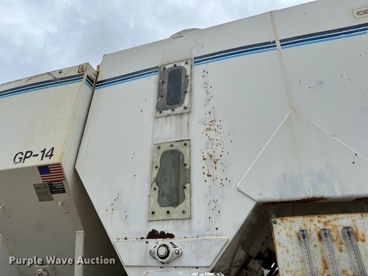 image for item LR9313 2001 Freightliner FL112 volumetric concrete mixer truck