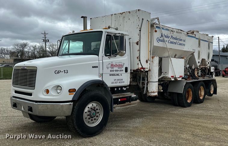 image for item LR9314 2001 Freightliner FL112 volumetric concrete mixer truck
