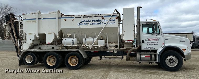 image for item LR9314 2001 Freightliner FL112 volumetric concrete mixer truck