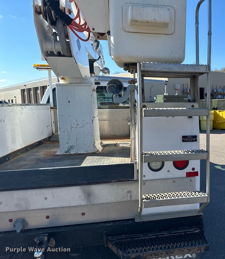 image for item LR9316 2015 Ford  F550 SuperCab bucket truck