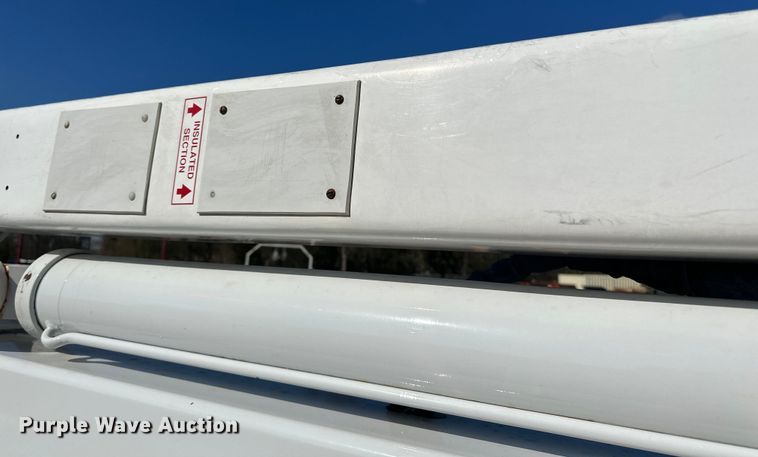 image for item LR9316 2015 Ford  F550 SuperCab bucket truck