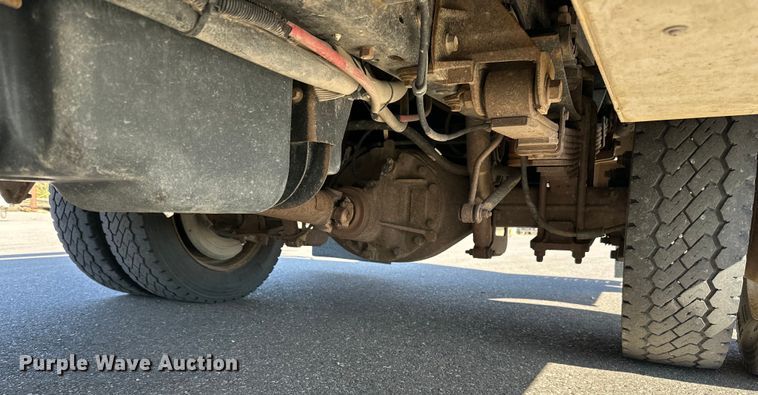 image for item LR9316 2015 Ford  F550 SuperCab bucket truck