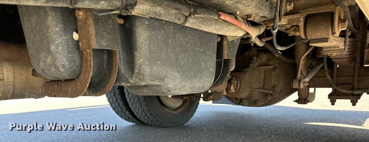 image for item LR9316 2015 Ford  F550 SuperCab bucket truck