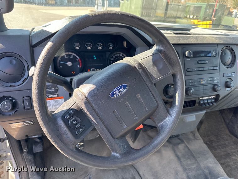 image for item LR9316 2015 Ford  F550 SuperCab bucket truck