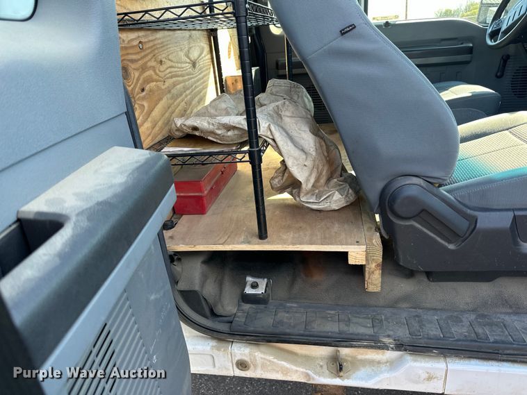 image for item LR9316 2015 Ford  F550 SuperCab bucket truck